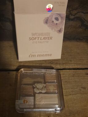 Wonder Im Meme Korean Soft Layer Eye Palette NIB IN 01 MY TEDDY
